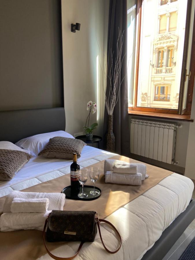 Soha Piazza Di Spagna Boutique Rom Exteriör bild