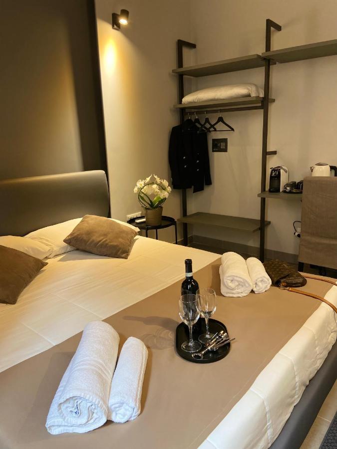 Soha Piazza Di Spagna Boutique Rom Exteriör bild