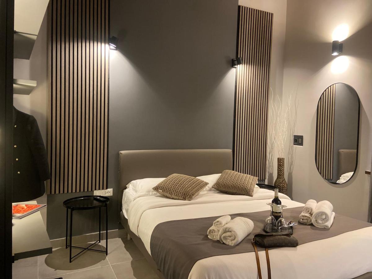 Soha Piazza Di Spagna Boutique Rom Exteriör bild