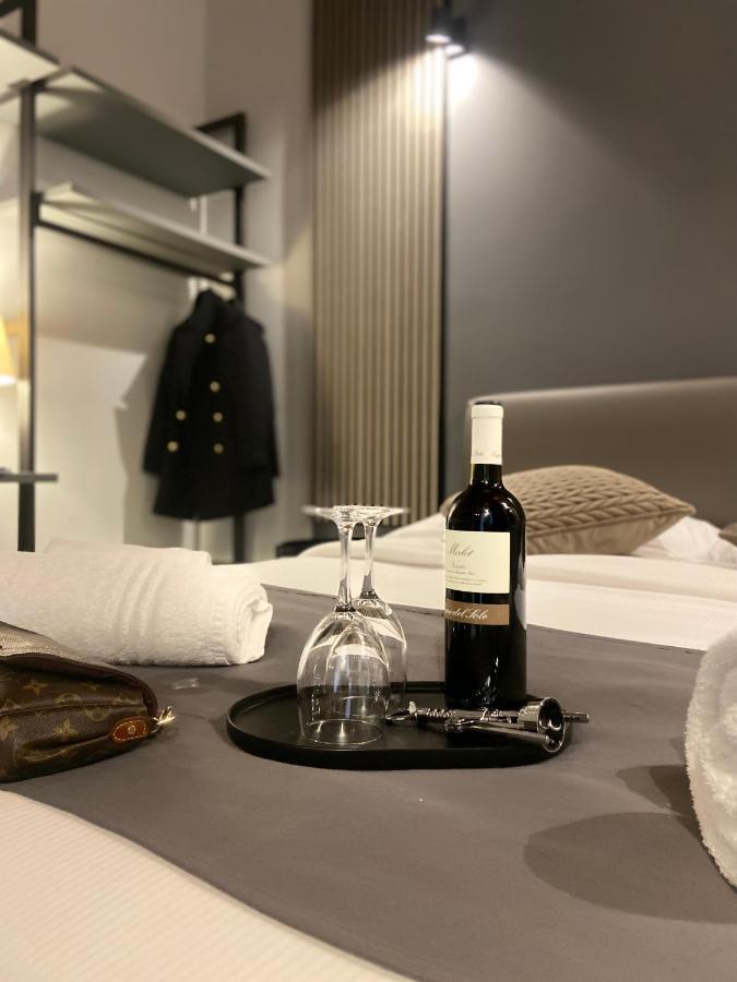 Soha Piazza Di Spagna Boutique Rom Exteriör bild